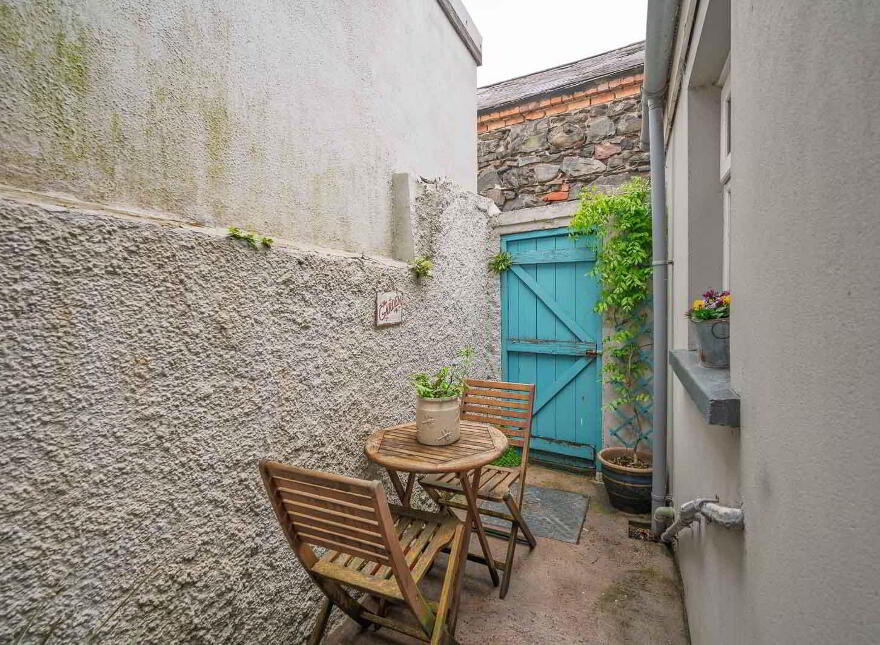 6 Castle Street, Donaghadee, BT21 0DN