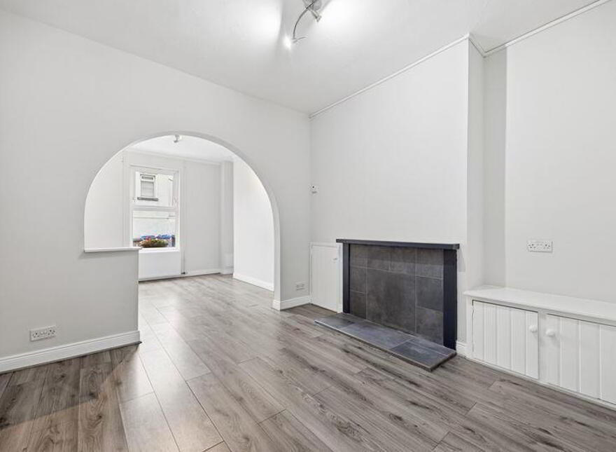 21 Beatrice Road, Bangor, BT20 5DG