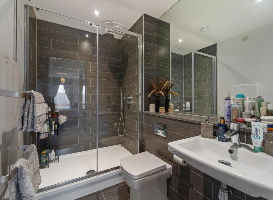 Apt 503 Portland, 88 Ormeau Road, City Centre, Belfast, BT7 1FE