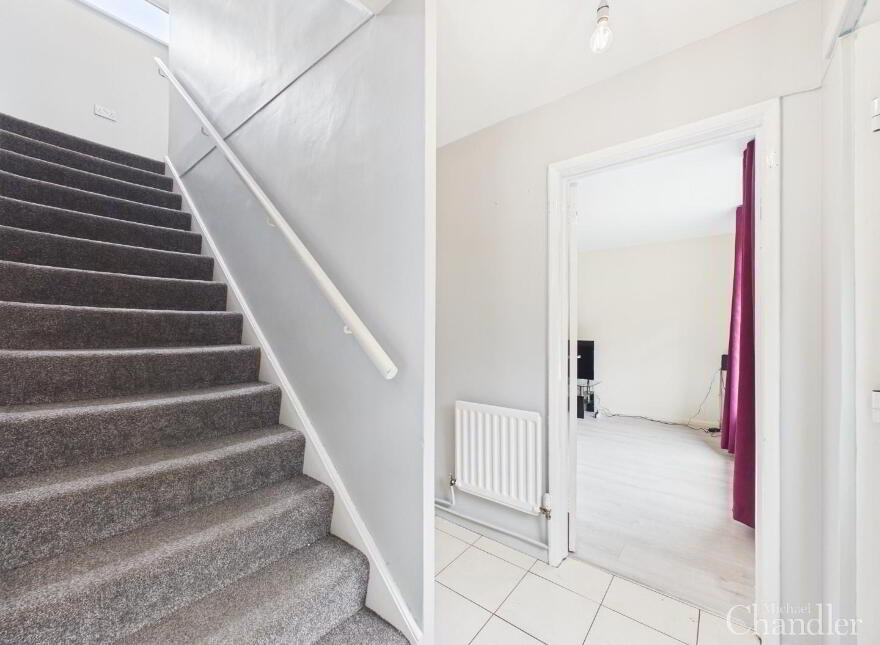 29 Kinross Avenue, Belfast, BT5 7GE