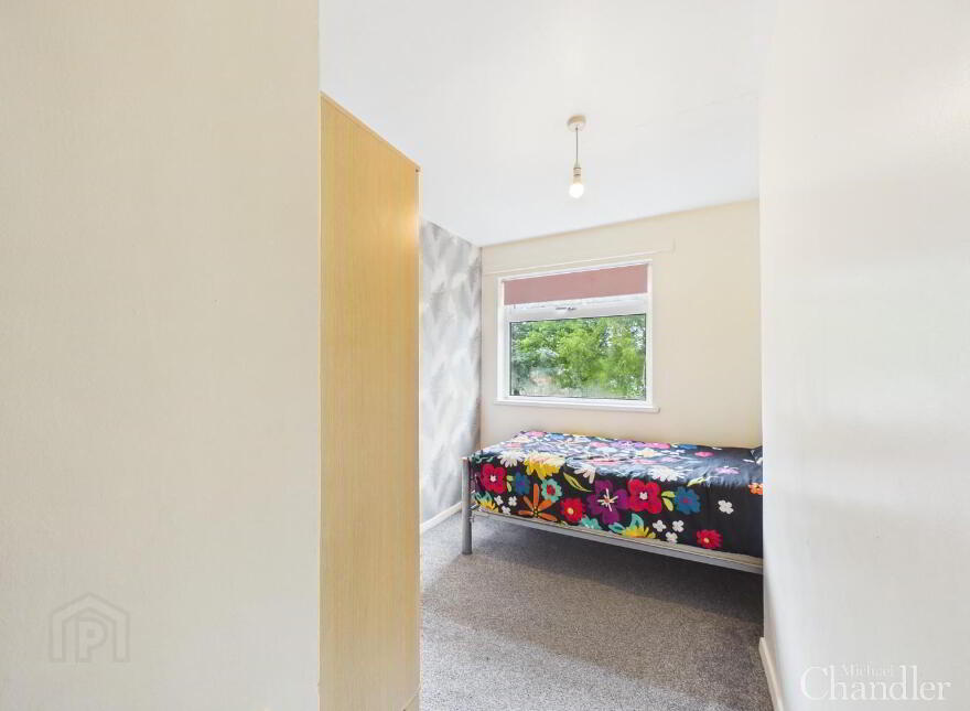 29 Kinross Avenue, Belfast, BT5 7GE