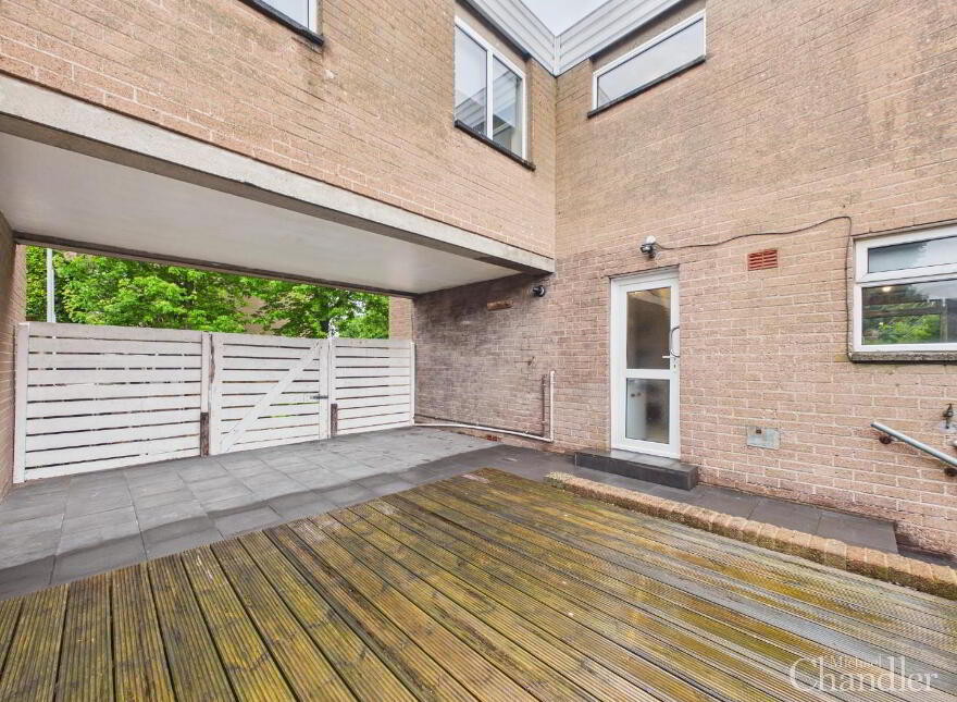 29 Kinross Avenue, Belfast, BT5 7GE