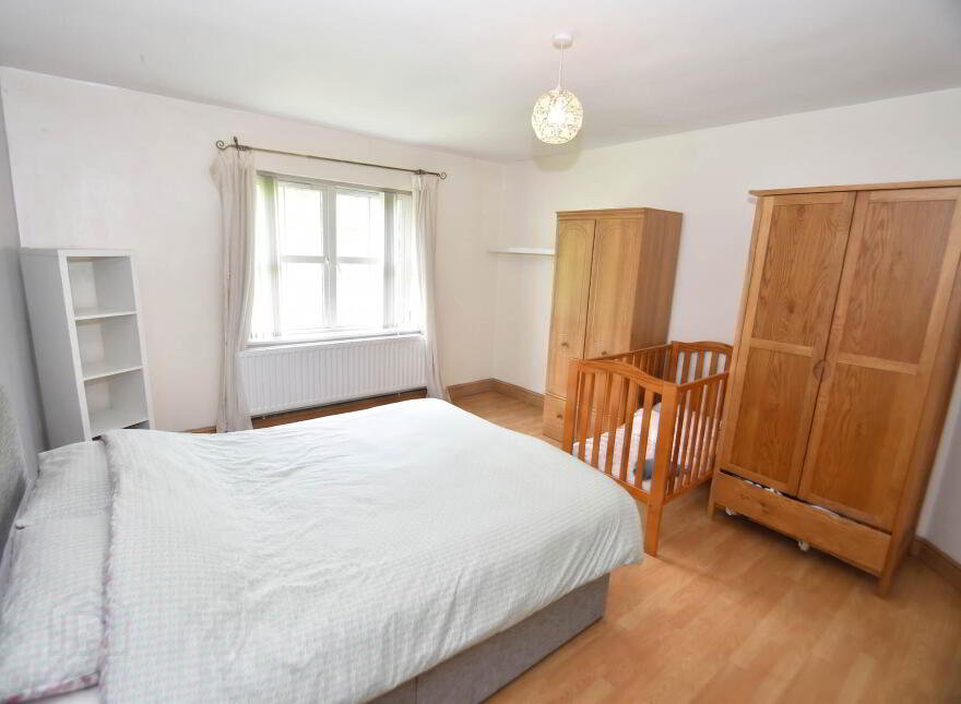 3a Meadowhill View, Glen Road, Belfast, BT11 8EY