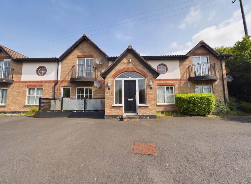 3a Meadowhill View, Glen Road, Belfast, BT11 8EY