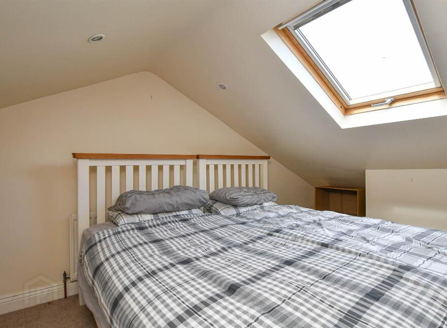 70 Crew Road, Downpatrick, BT30 7HE