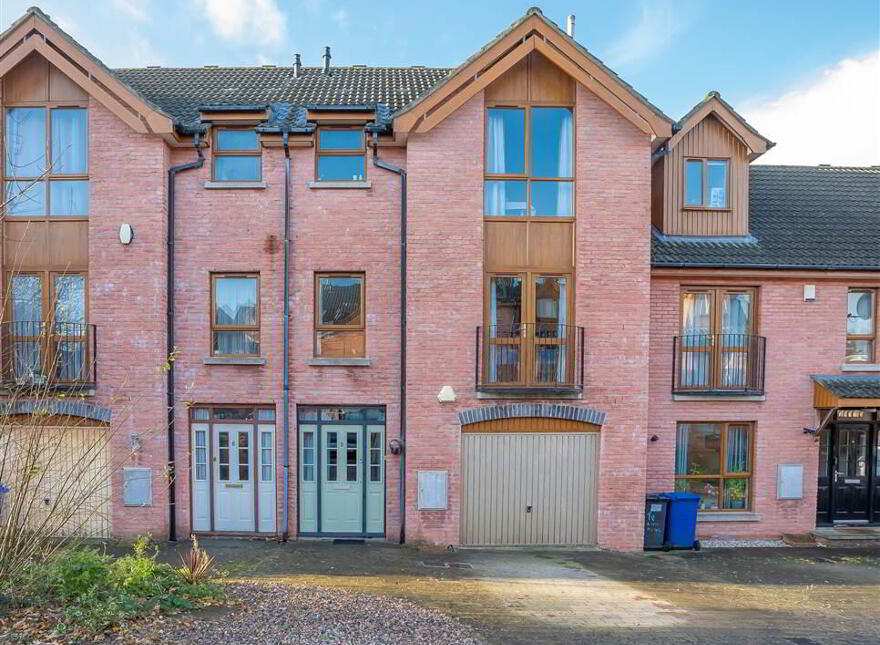 8 Annadale Mews, Belfast, BT7 3LR