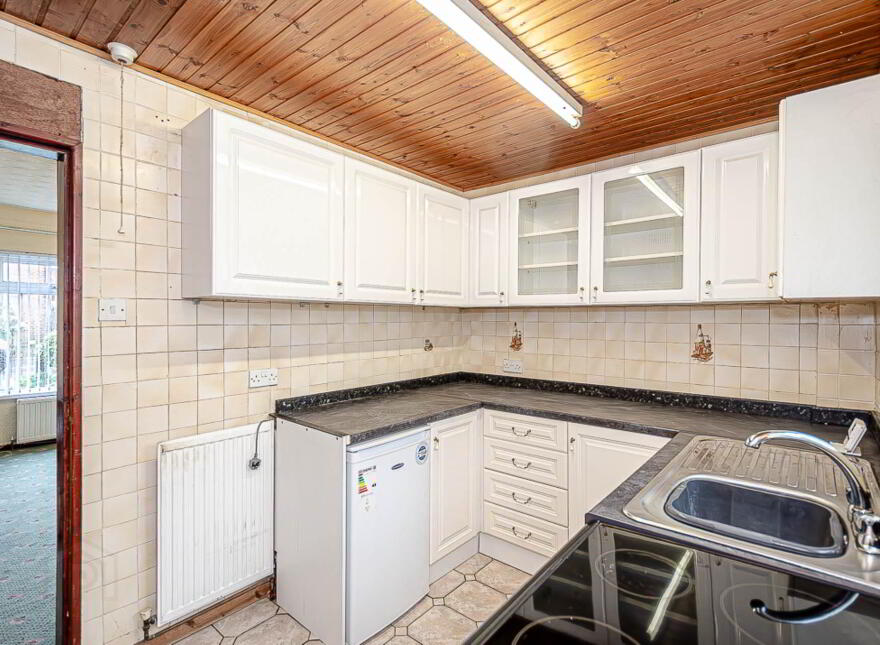 1 Rogers Park, Newtownbreda, Belfast, BT8 7BX