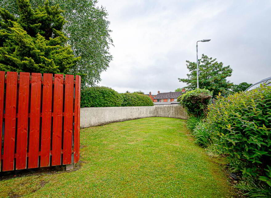 1 Rogers Park, Newtownbreda, Belfast, BT8 7BX