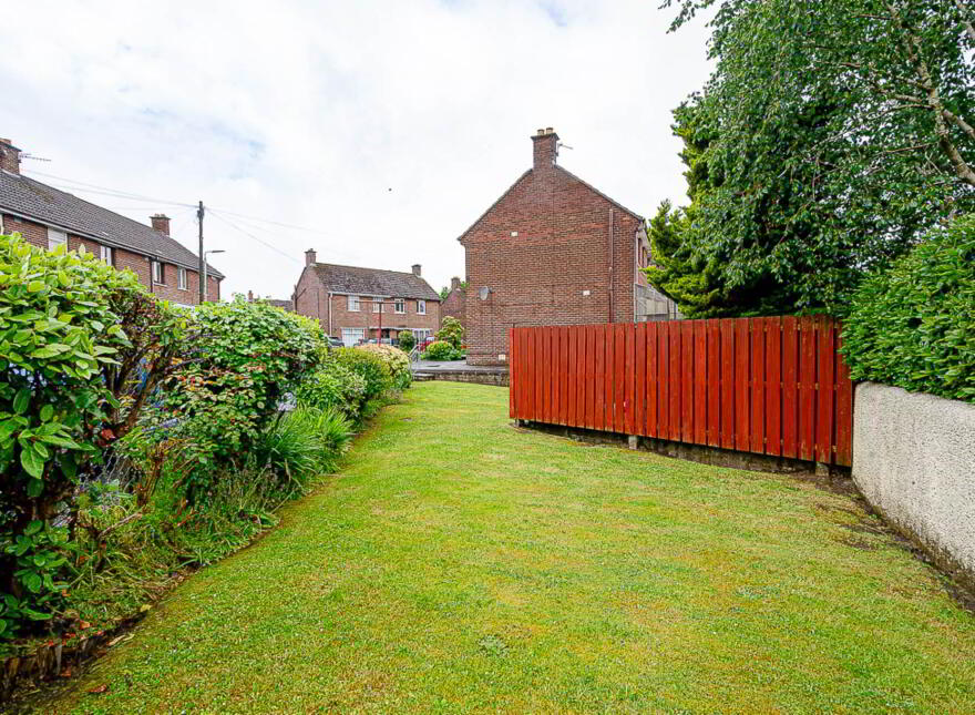 1 Rogers Park, Newtownbreda, Belfast, BT8 7BX