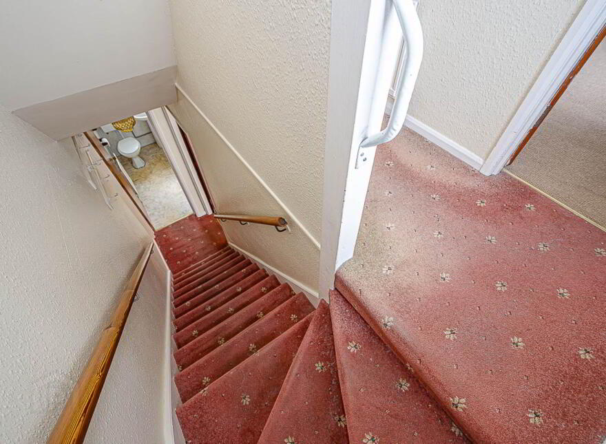 1 Rogers Park, Newtownbreda, Belfast, BT8 7BX