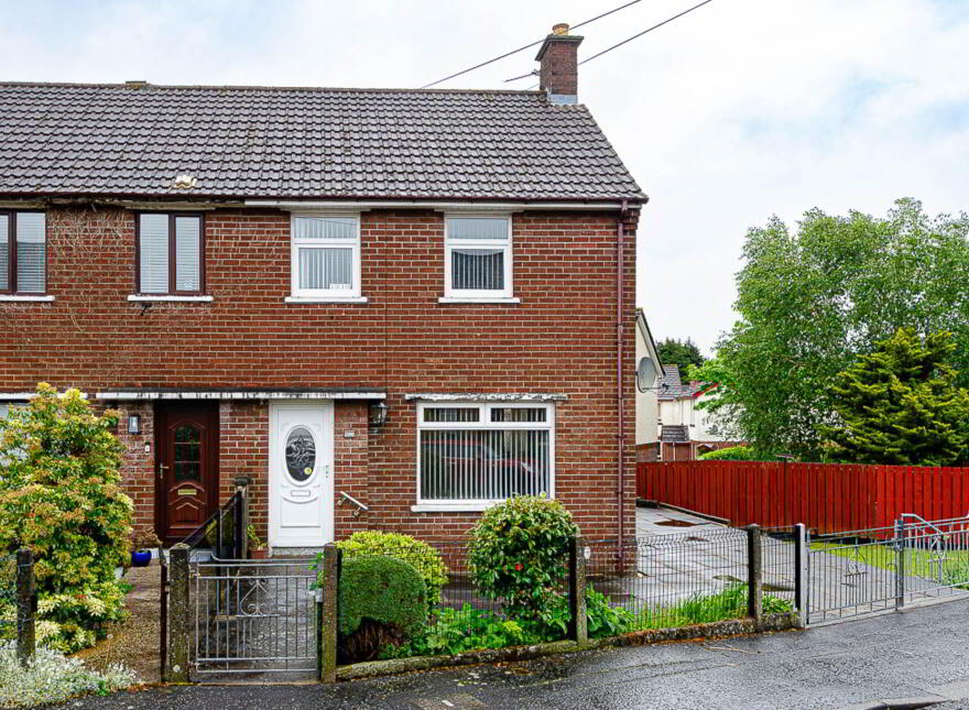 1 Rogers Park, Newtownbreda, Belfast, BT8 7BX