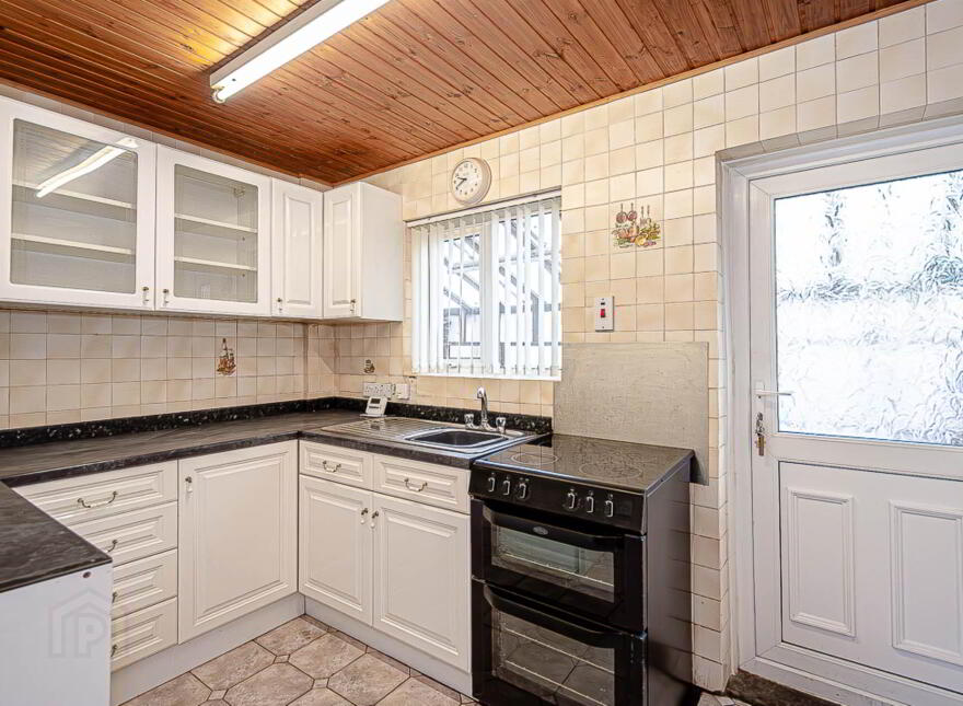 1 Rogers Park, Newtownbreda, Belfast, BT8 7BX