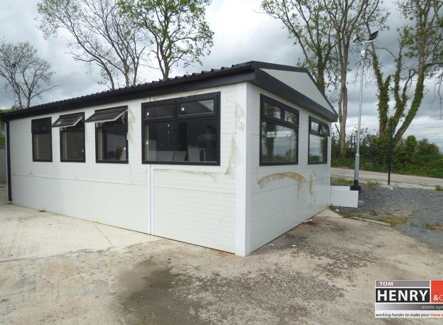 Derryscollop Road, Dungannon, BT71 6SS
