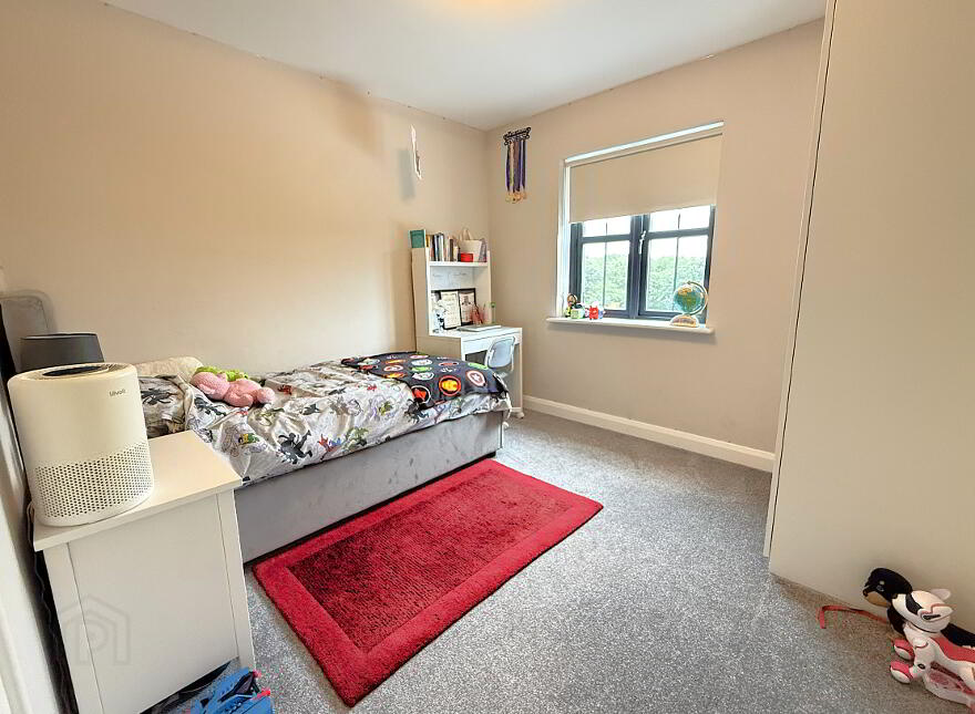 28 Edgehill Park, Lisburn, BT27 5QF