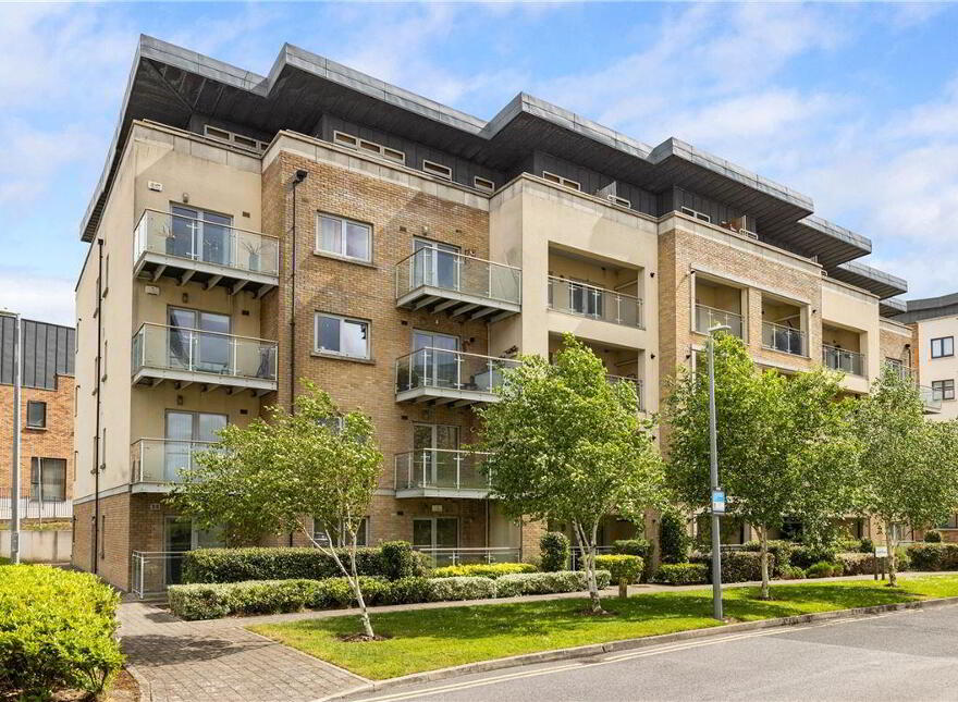 18 Laurel House, Carrickmines Green, Dublin, D18P584