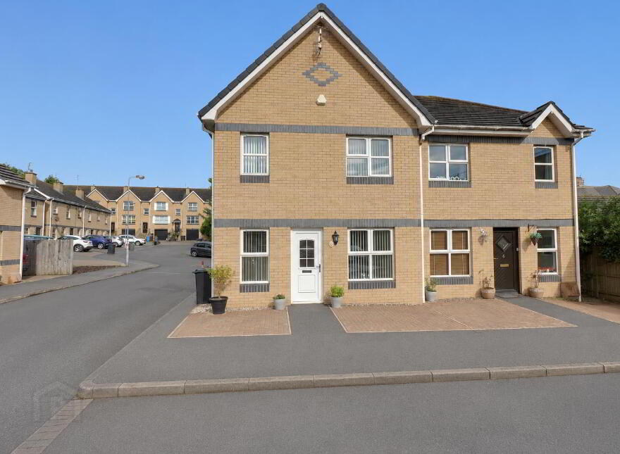 5 East Street Court, Newtownards, BT23 7EZ