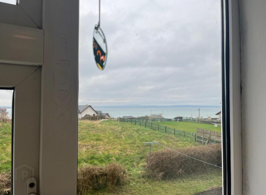 Pier Road, Enniscrone, F26E261