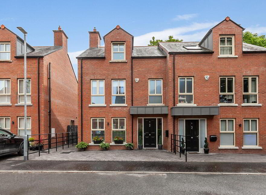 8 Montpelier Park, Belfast, BT9 5RS