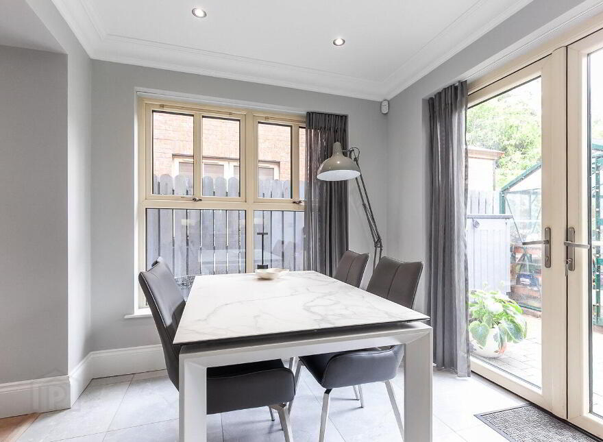 8 Montpelier Park, Belfast, BT9 5RS