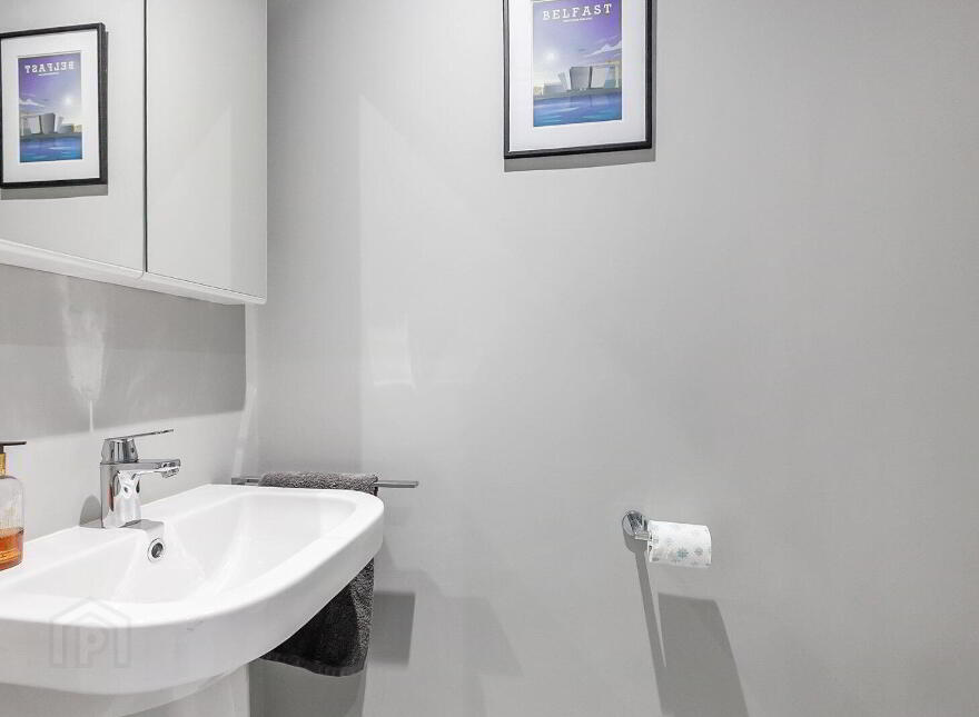 8 Montpelier Park, Belfast, BT9 5RS