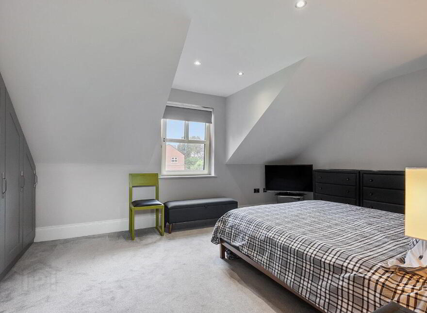 8 Montpelier Park, Belfast, BT9 5RS