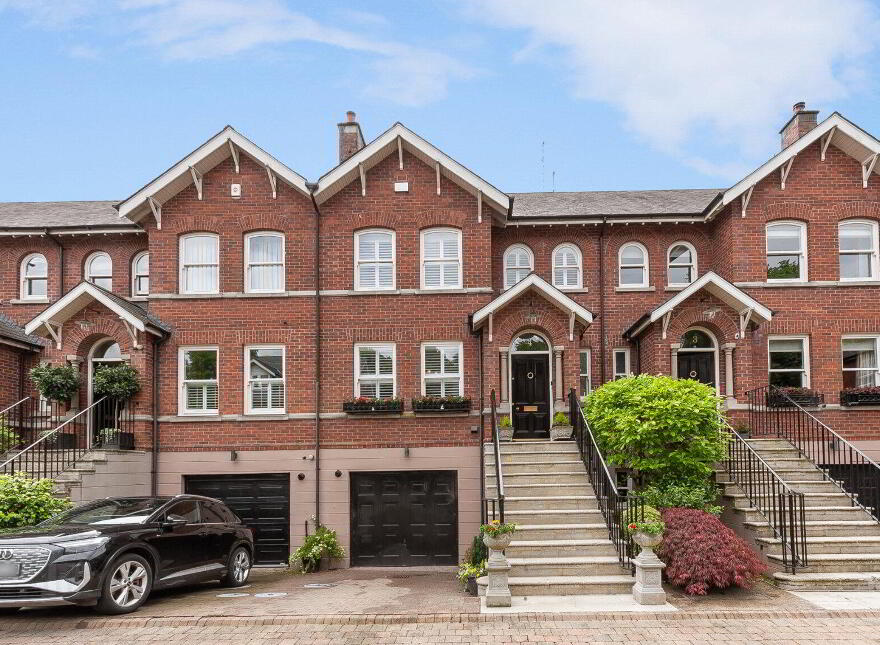4 Bromfield, Belfast, BT9 6WA