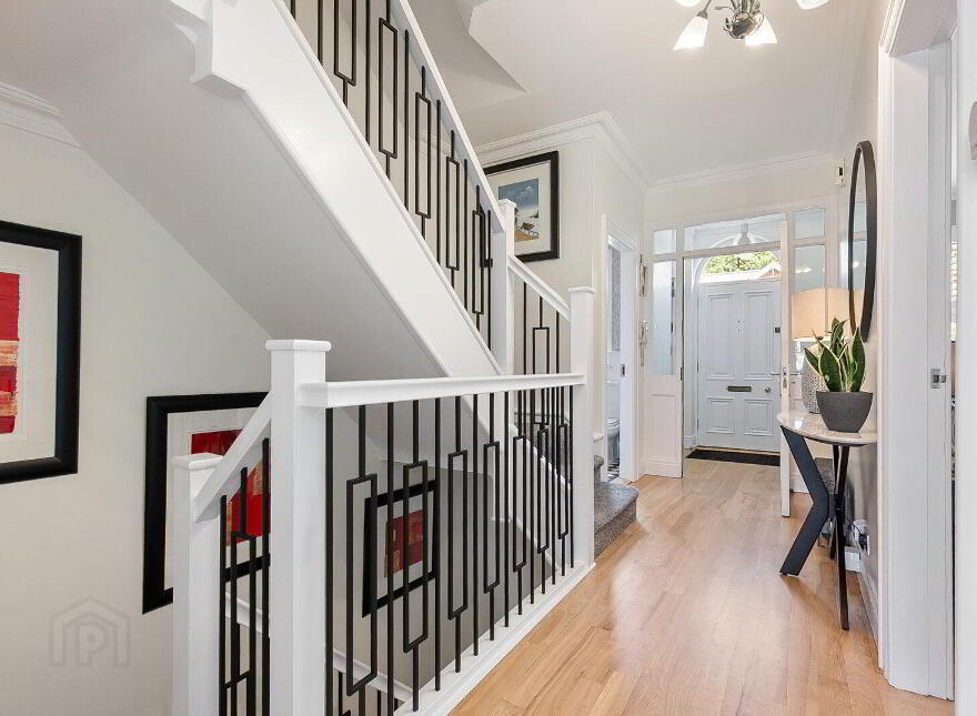 4 Bromfield, Belfast, BT9 6WA