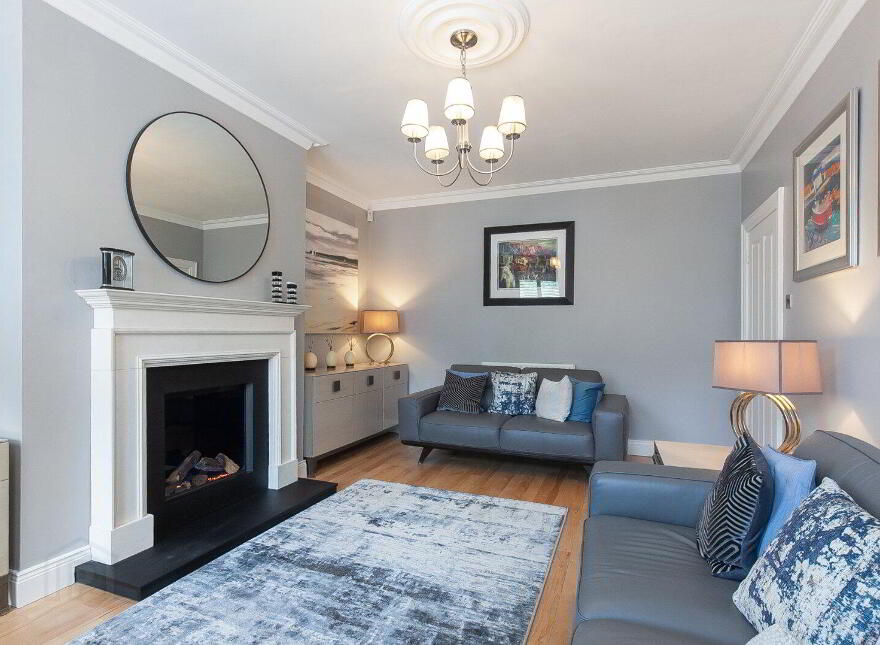 4 Bromfield, Belfast, BT9 6WA