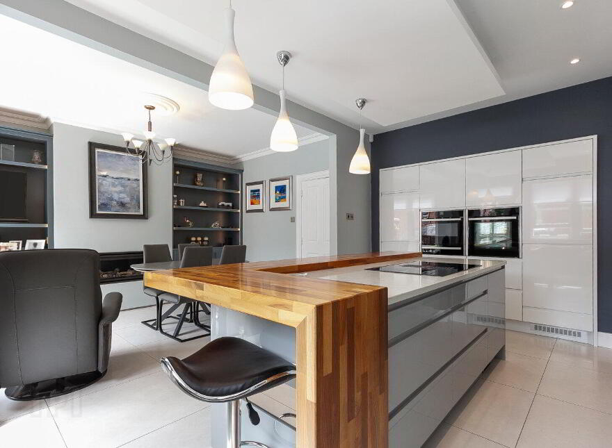 4 Bromfield, Belfast, BT9 6WA