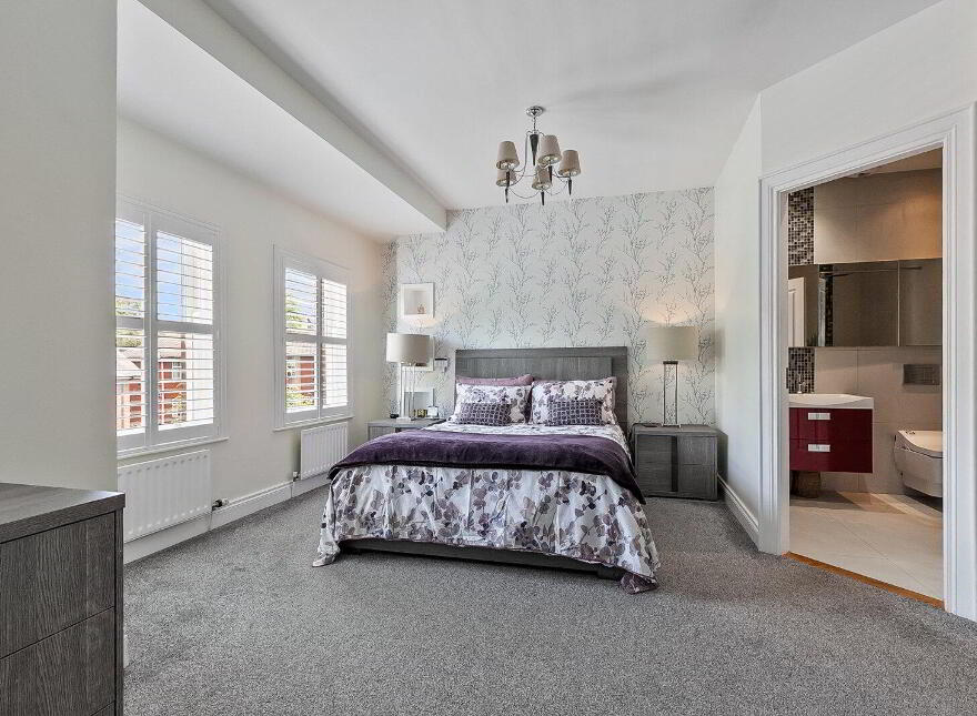 4 Bromfield, Belfast, BT9 6WA
