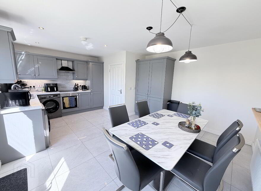 10 Coolnacran Park, Loughbrickland, Banbridge, BT32 3ZG