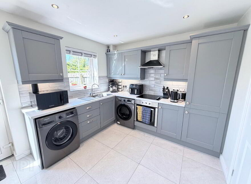 10 Coolnacran Park, Loughbrickland, Banbridge, BT32 3ZG