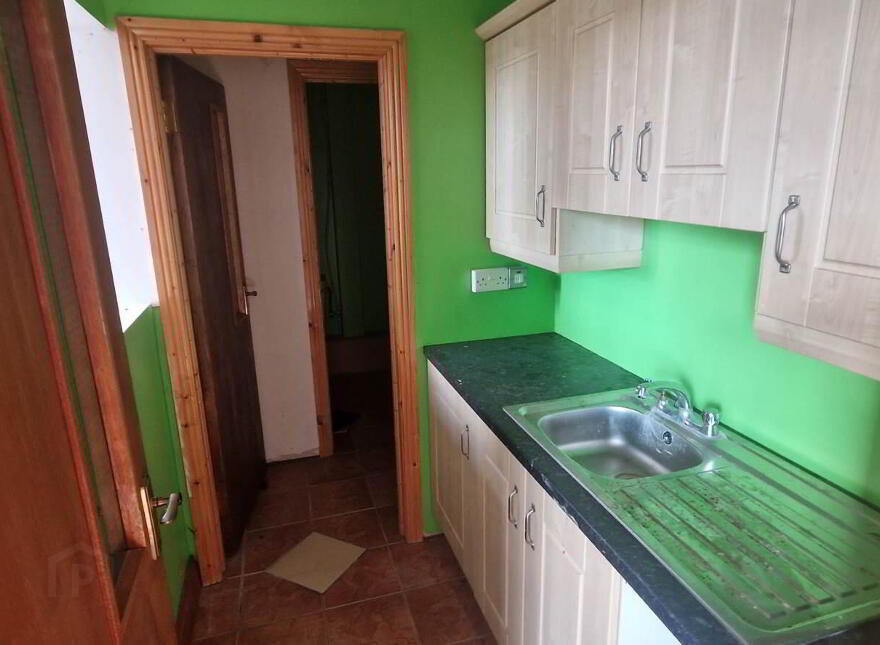 Chapel Lane, Athy, R14DK06