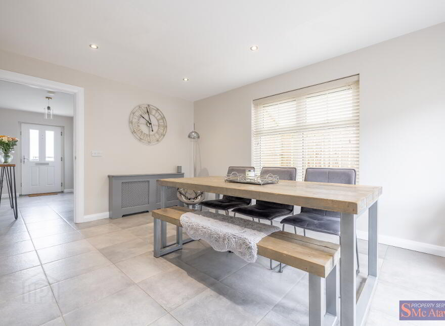 9 Loughview Grange, Gawleys Gate, Craigavon, BT67 0XF