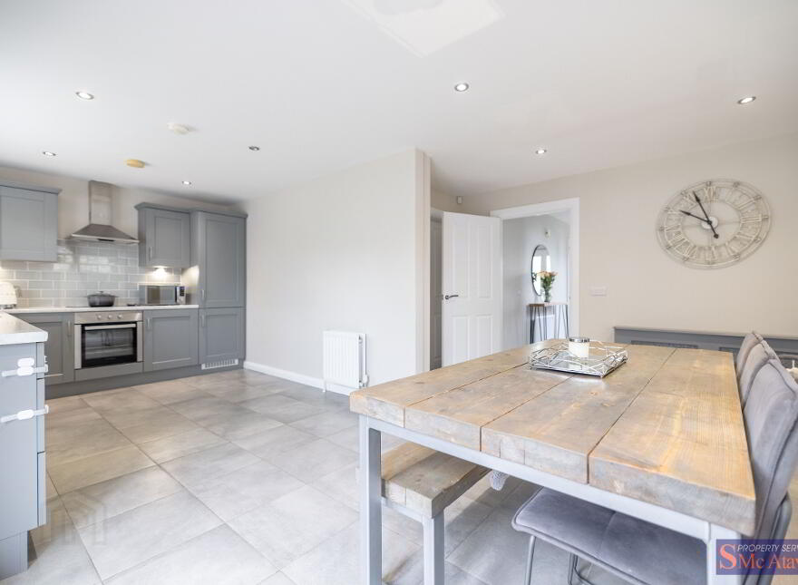 9 Loughview Grange, Gawleys Gate, Craigavon, BT67 0XF