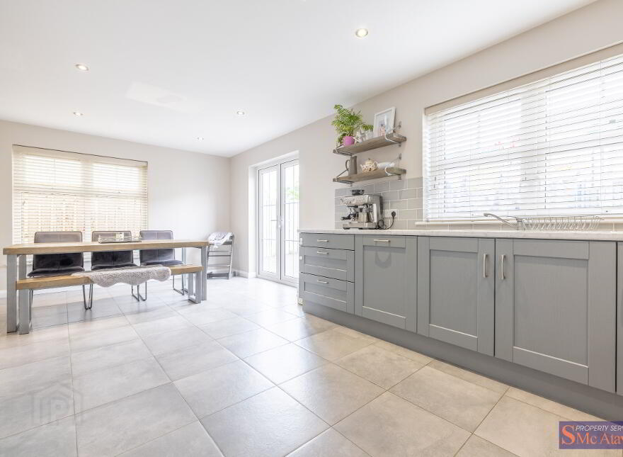 9 Loughview Grange, Gawleys Gate, Craigavon, BT67 0XF