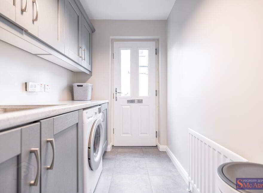 9 Loughview Grange, Gawleys Gate, Craigavon, BT67 0XF