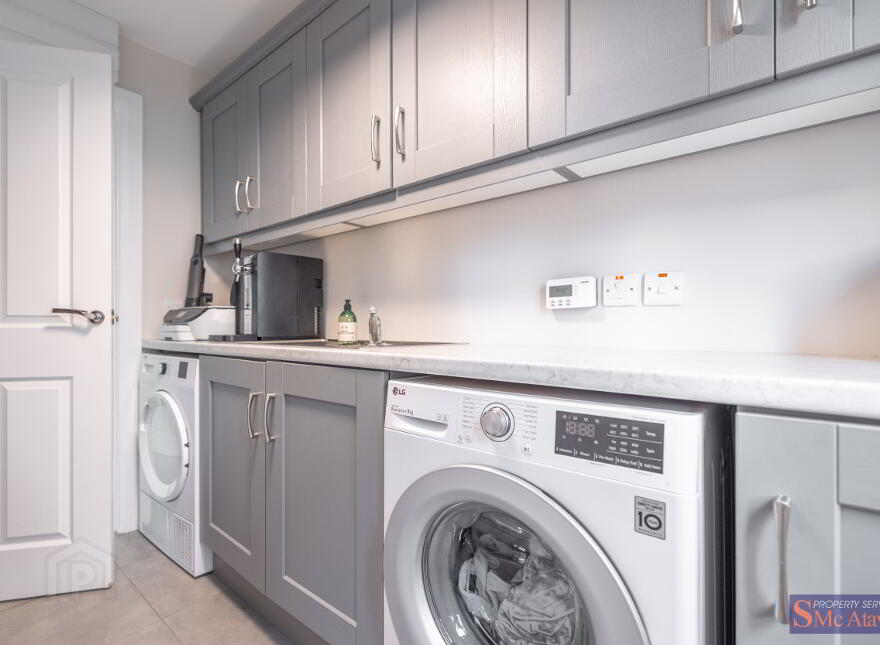 9 Loughview Grange, Gawleys Gate, Craigavon, BT67 0XF