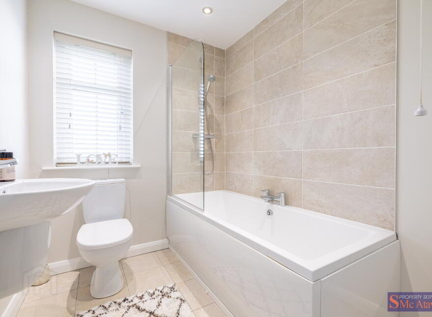 9 Loughview Grange, Gawleys Gate, Craigavon, BT67 0XF