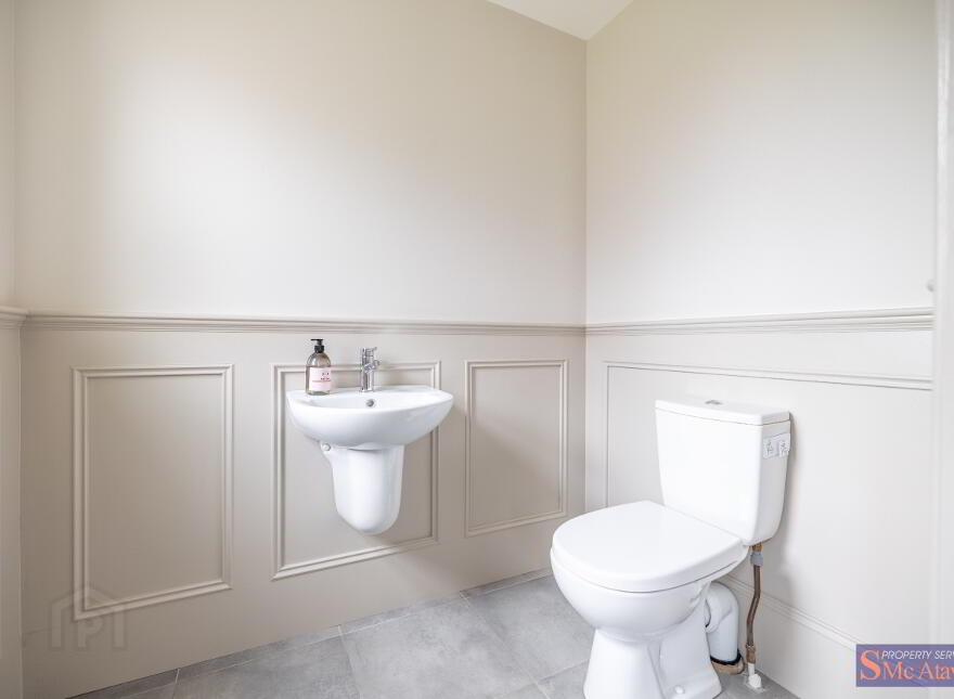 9 Loughview Grange, Gawleys Gate, Craigavon, BT67 0XF
