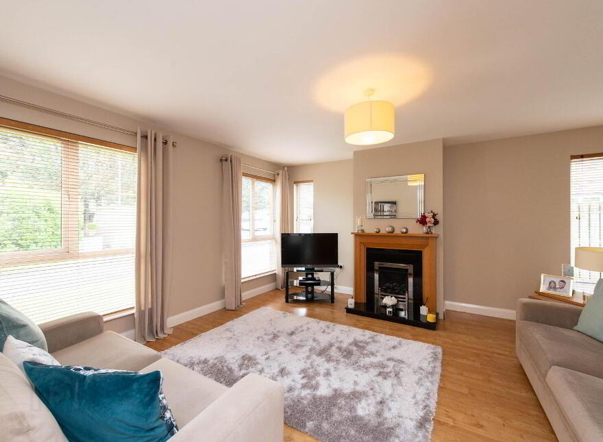 7 Rogan Wood, Newtownabbey, BT36 4BG