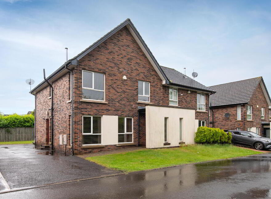 7 Rogan Wood, Newtownabbey, BT36 4BG
