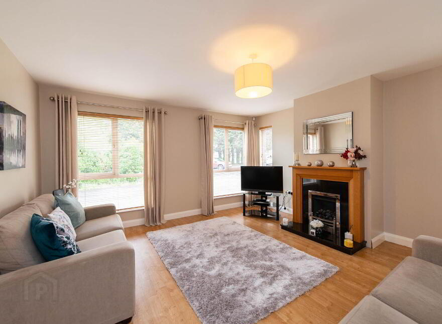 7 Rogan Wood, Newtownabbey, BT36 4BG