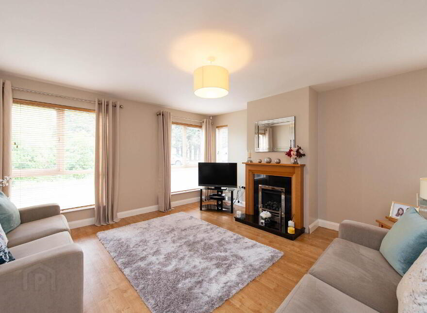 7 Rogan Wood, Newtownabbey, BT36 4BG