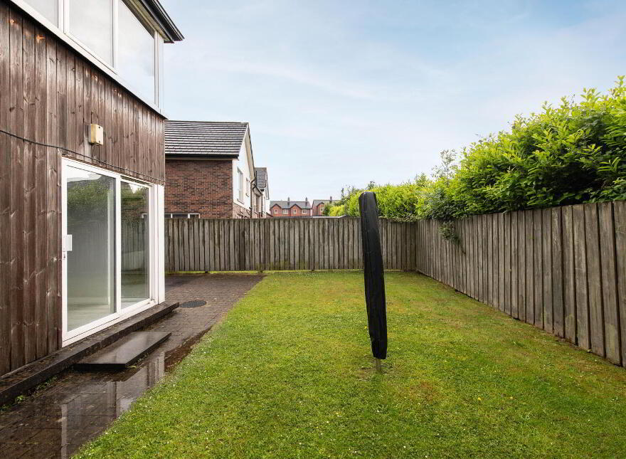 7 Rogan Wood, Newtownabbey, BT36 4BG