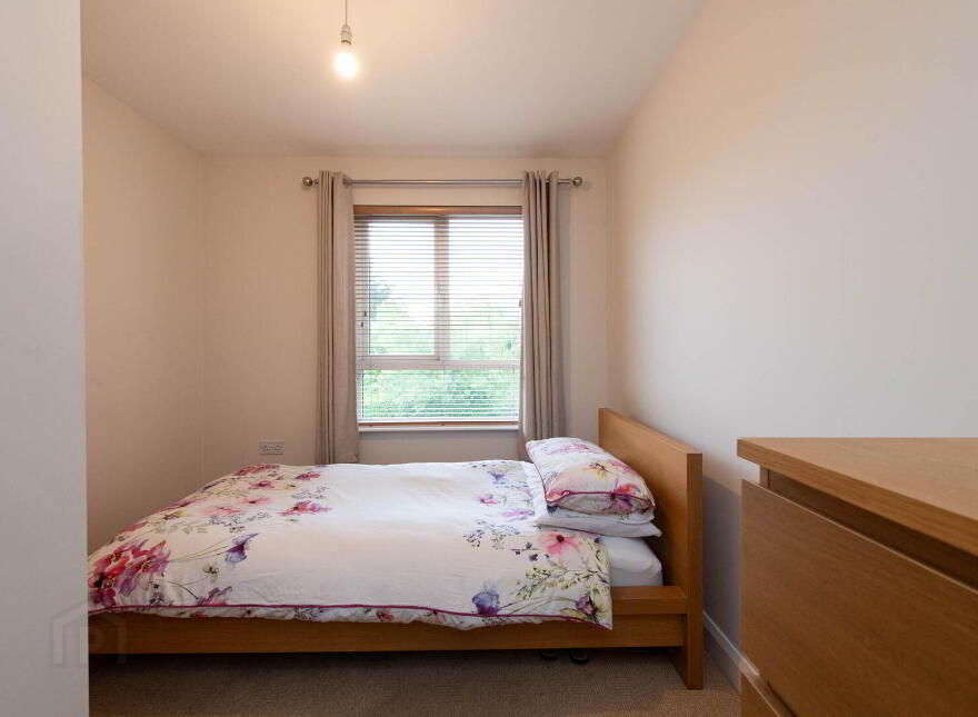 7 Rogan Wood, Newtownabbey, BT36 4BG