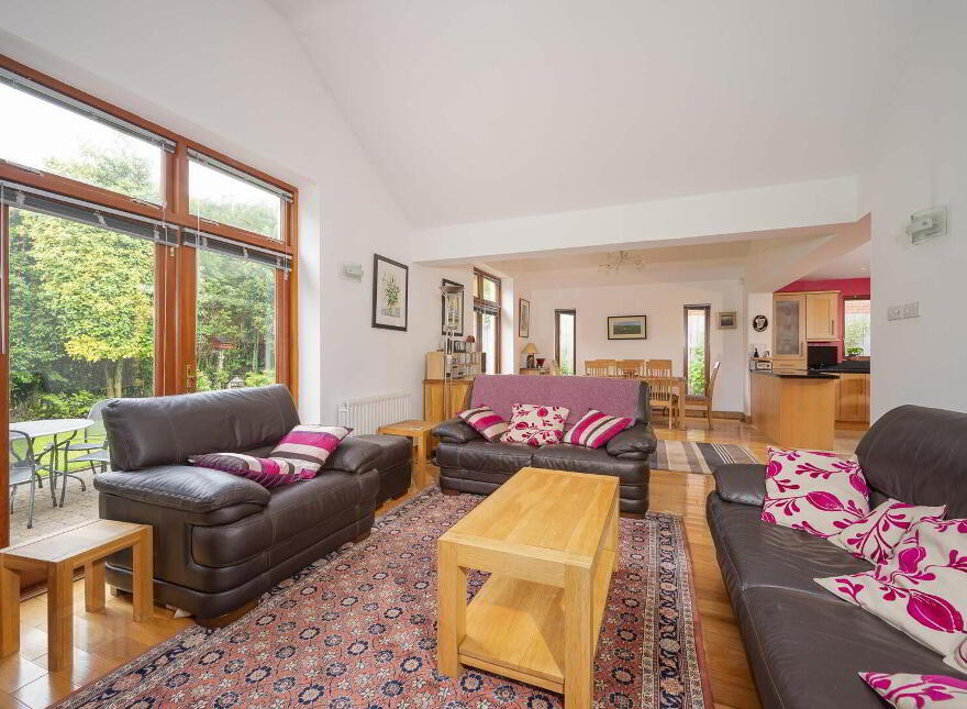 29 Bladon Drive, Belfast, BT9 5JL