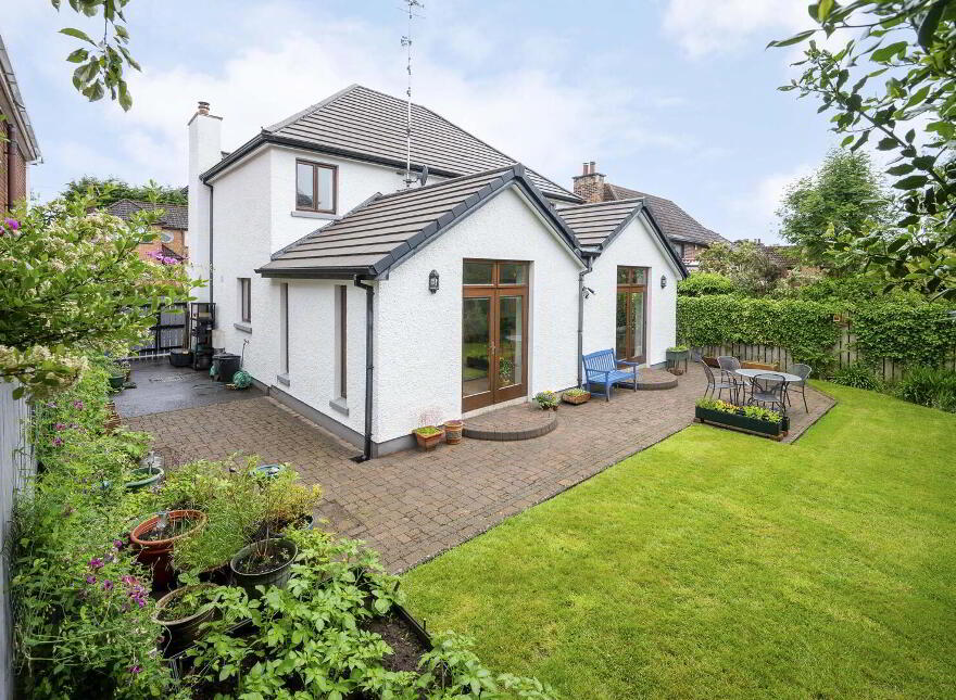 29 Bladon Drive, Belfast, BT9 5JL
