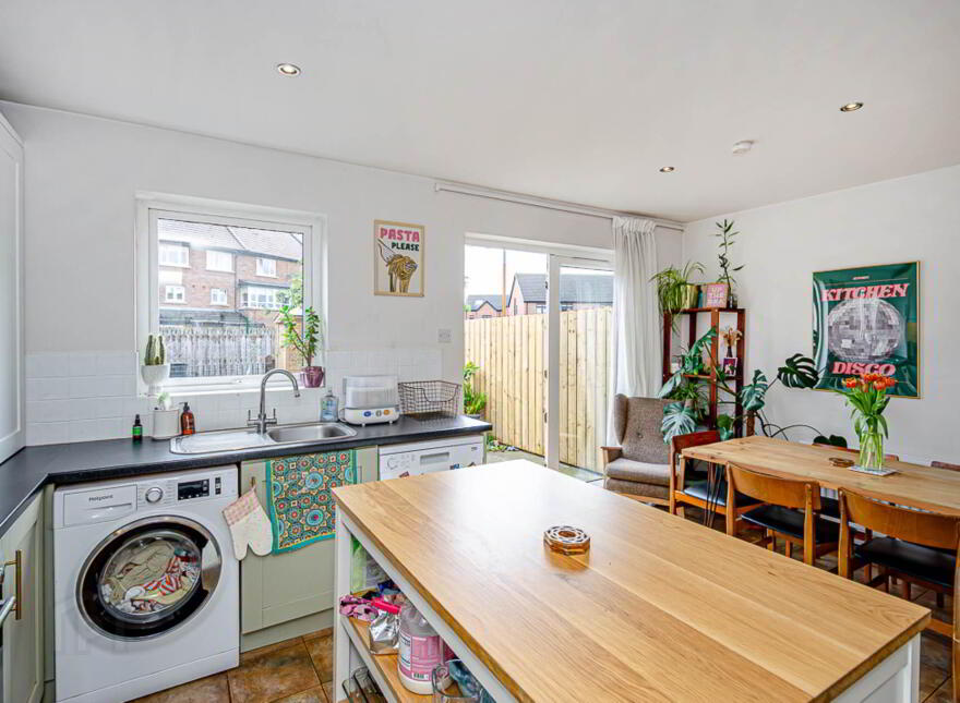 9 Loopland Court, Cregagh, Belfast, BT6 9FJ