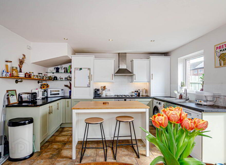 9 Loopland Court, Cregagh, Belfast, BT6 9FJ